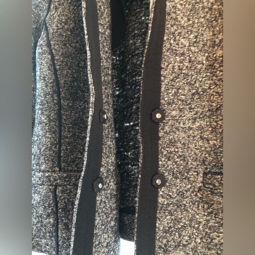 Loft Ann Taylor Blazer - Picture 2 of 4